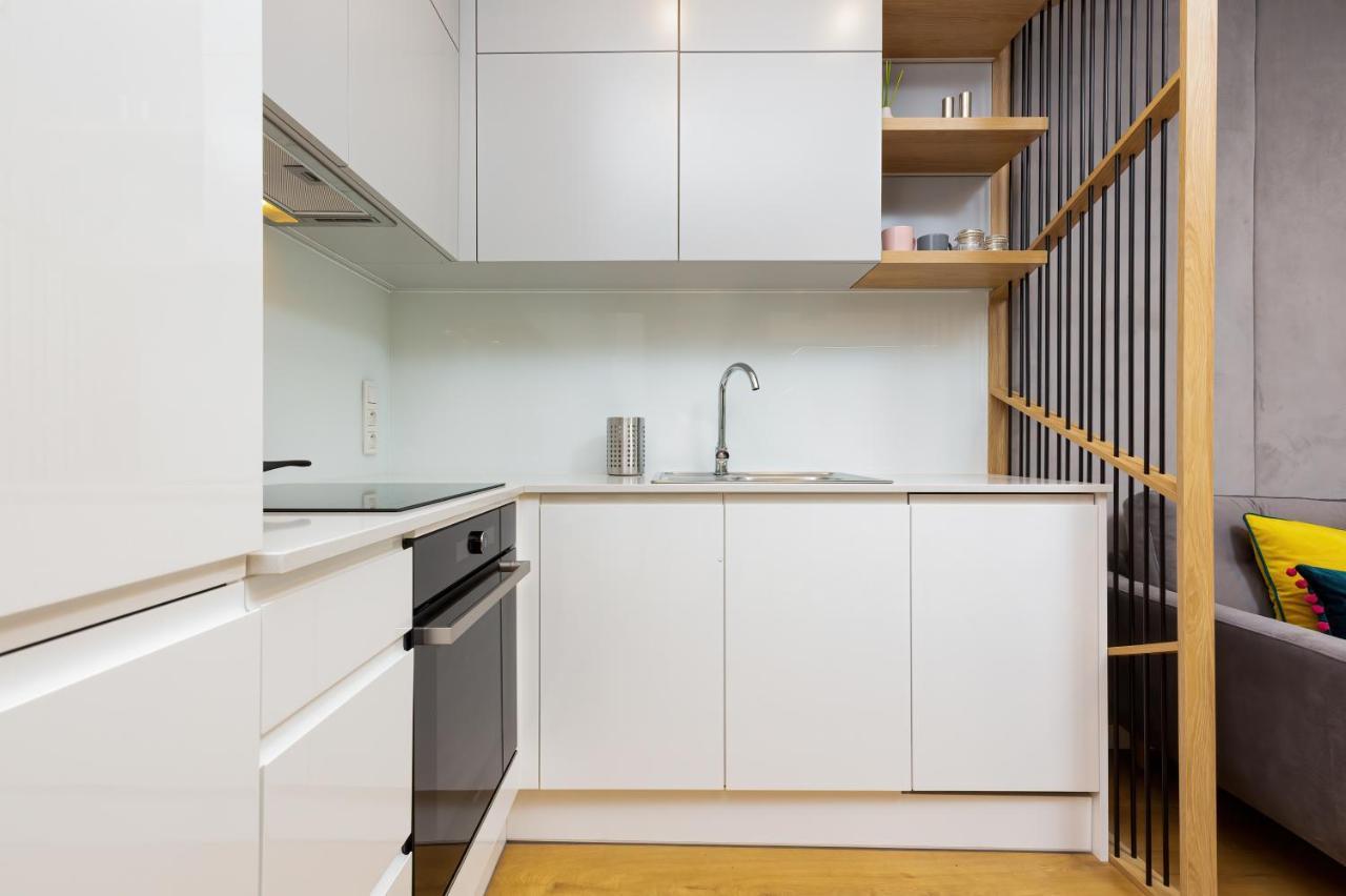 Apartment City Center Grzybowska By Renters Prestige Warszawa Eksteriør bilde
