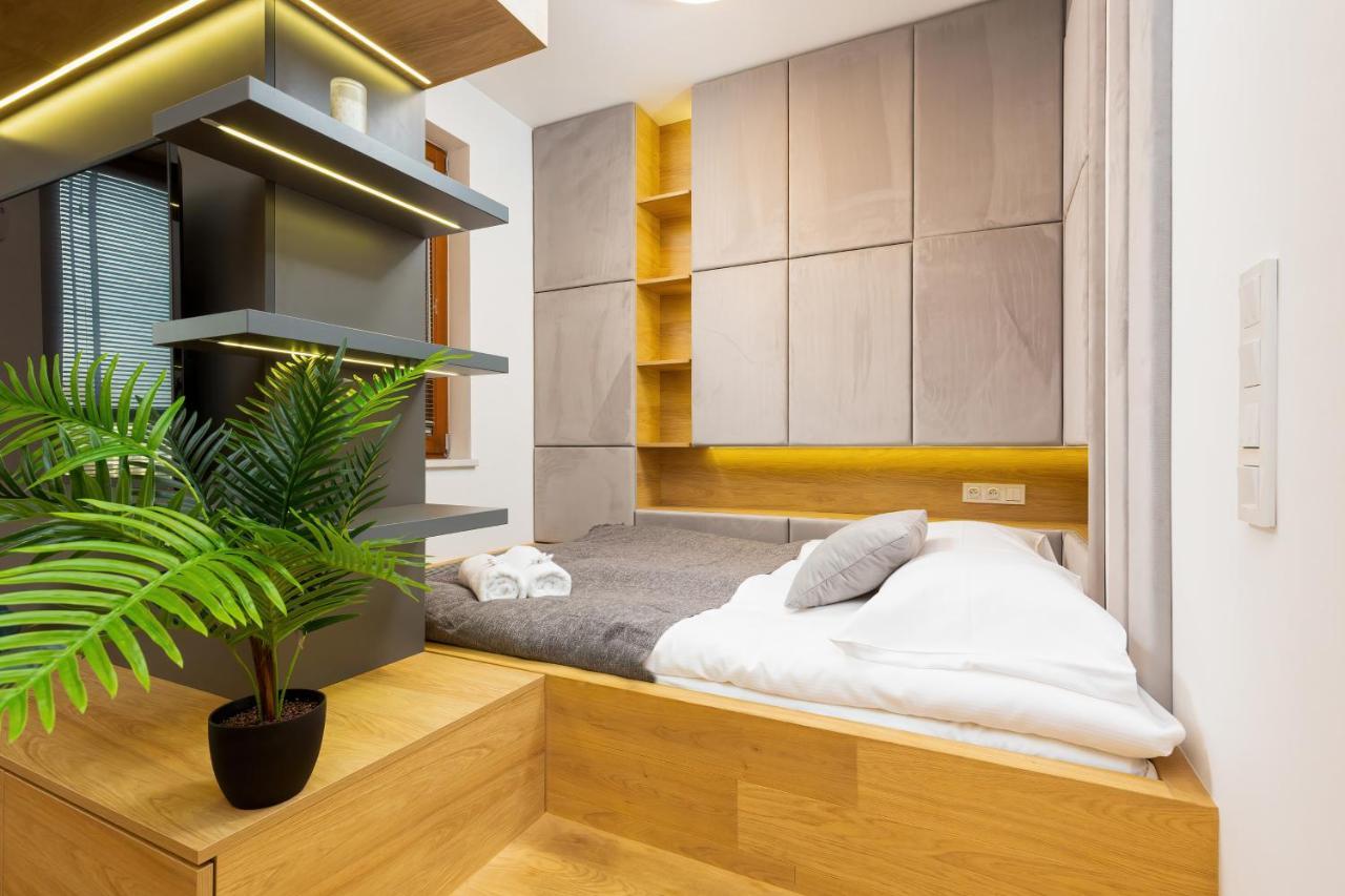 Apartment City Center Grzybowska By Renters Prestige Warszawa Eksteriør bilde