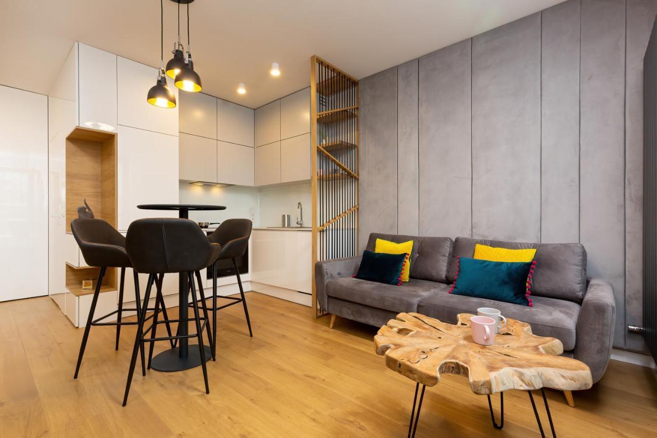 Apartment City Center Grzybowska By Renters Prestige Warszawa Eksteriør bilde